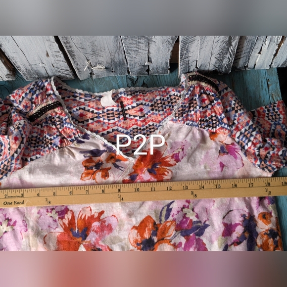 Akemi + Kin Top - Picture 8 of 14